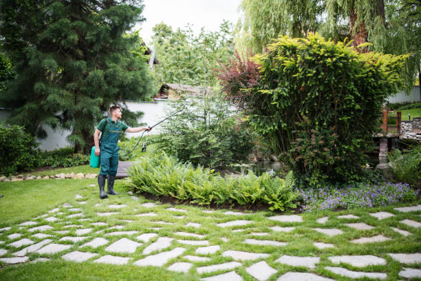 Best Pest Control for Businesses  in Spring Green, WI